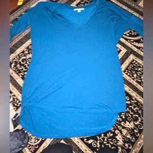 Blue Express top